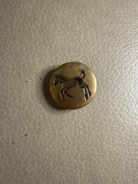 Vintage 1974 Alva Museum Replicas Flying Horse of Kansu Gold Tone Cufflink